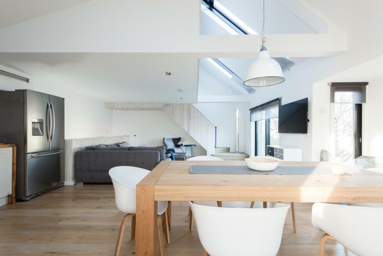 The Cliffside Loft - Distinctly Modern 3 Bdr Riverside Home Bath Dış mekan fotoğraf